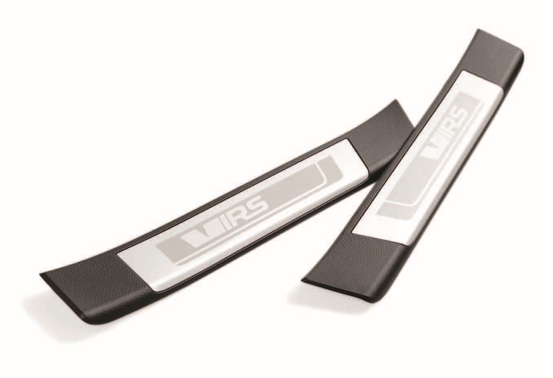 Einstiegsleisten Edelstahl mit Schriftzug "RS" für die hinteren Türen