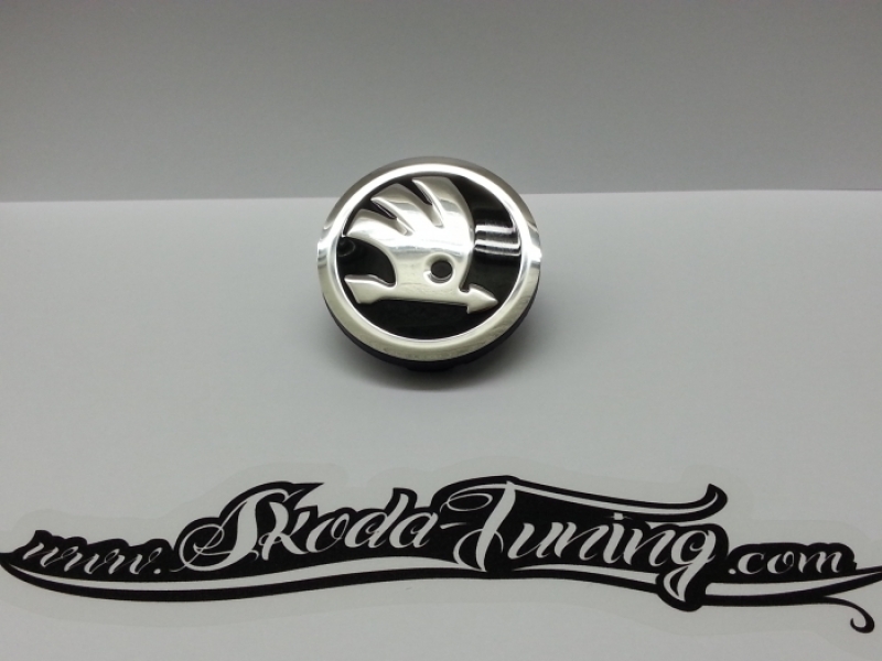 Nabendeckel mit SKODA-Logo schwarz / chrom