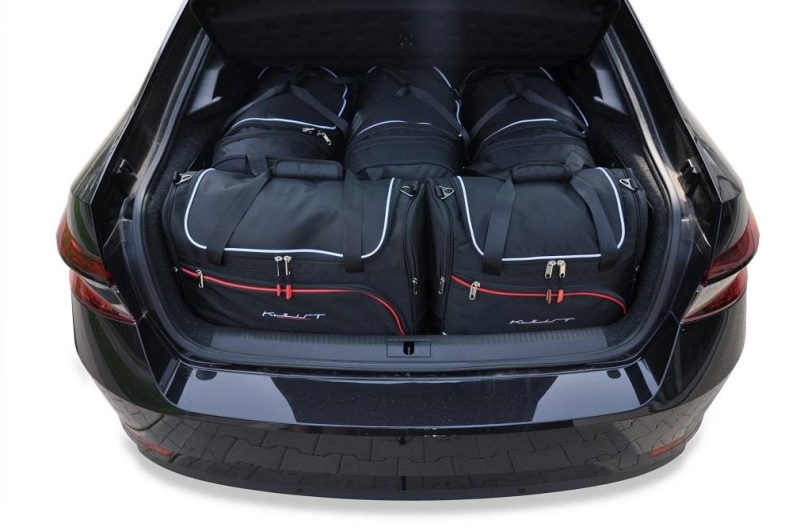 SUPERB 3 iV (Plug-in Hybrid) - SPORT-Kofferraumtaschen-Set