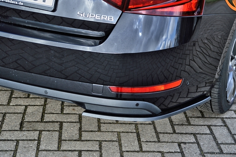 Heckansatz Seitenteile Superb III (3V)