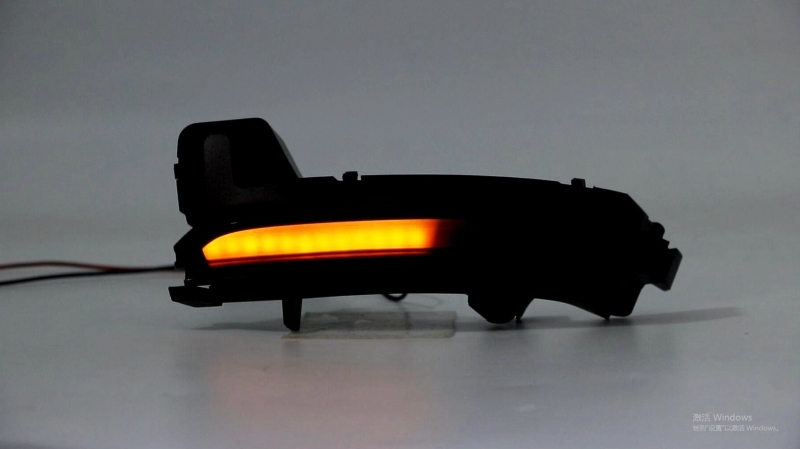 Dynamische Led Spiegelblinker schwarz Karoq 2017+