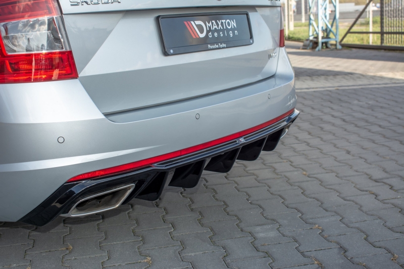 Heckansatz, Octavia III RS V.2 (auch Facelift)