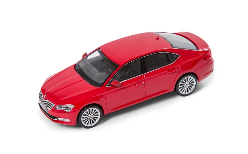 Modellauto Superb Limousine M 1:43
