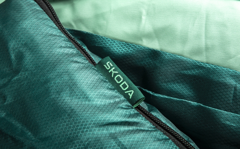 Schlafsack und Decke 2in1