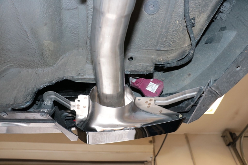 Octavia NX RS iV Endschalldämpfer Ausgang rechts/links - Austritt in den originalen Endrohr