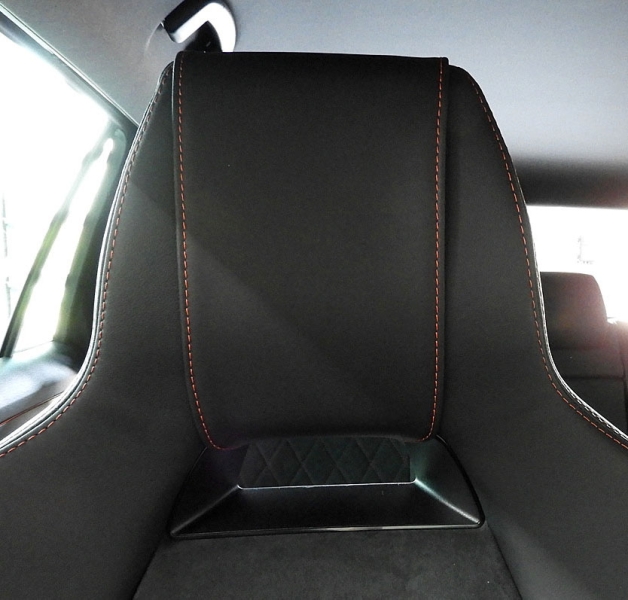Tablethalter nur für Fahrzeuge mit Sportsitz Kodiaq und Karoq