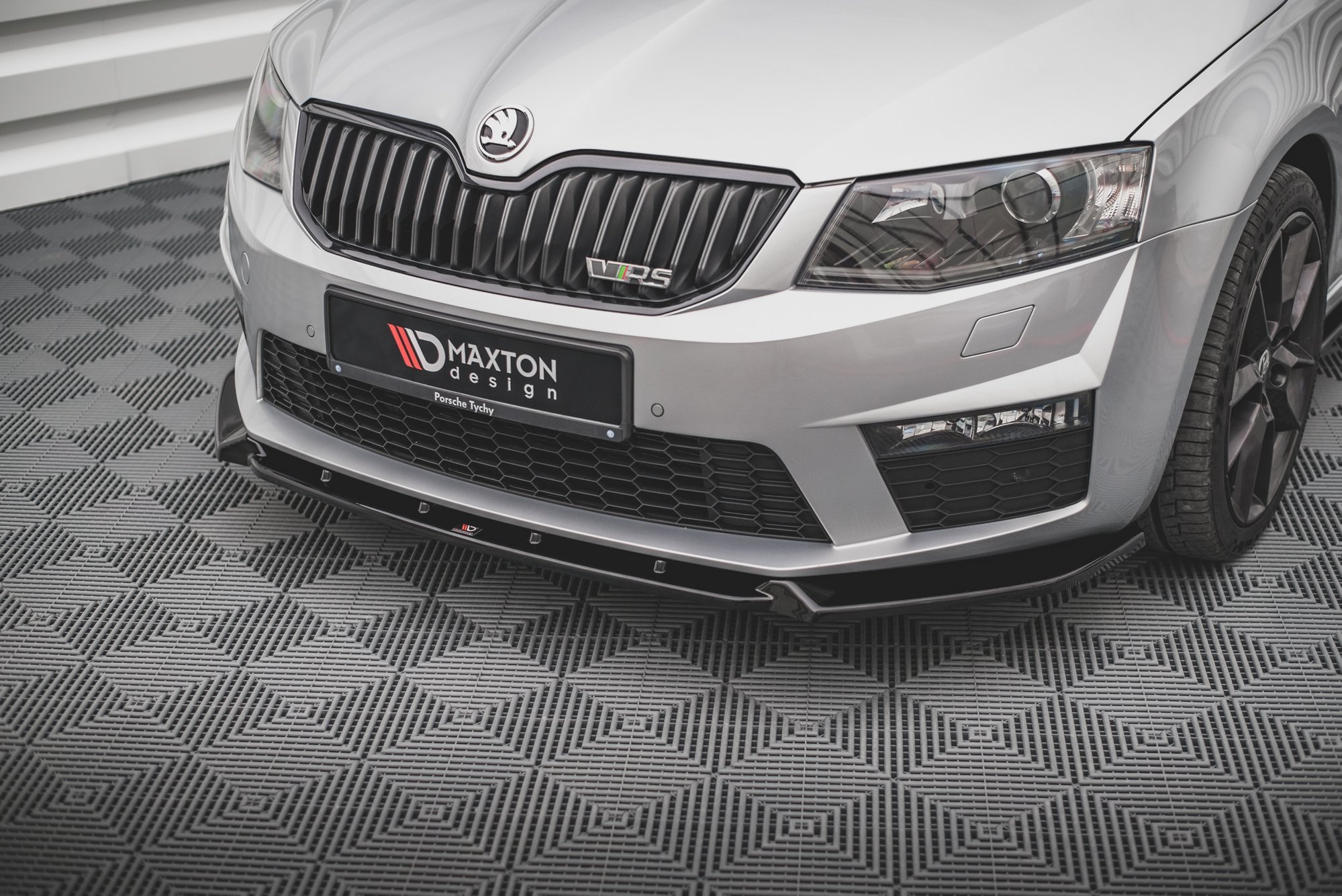 FRONTDIFFUSOR v.3 SKODA OCTAVIA III RS