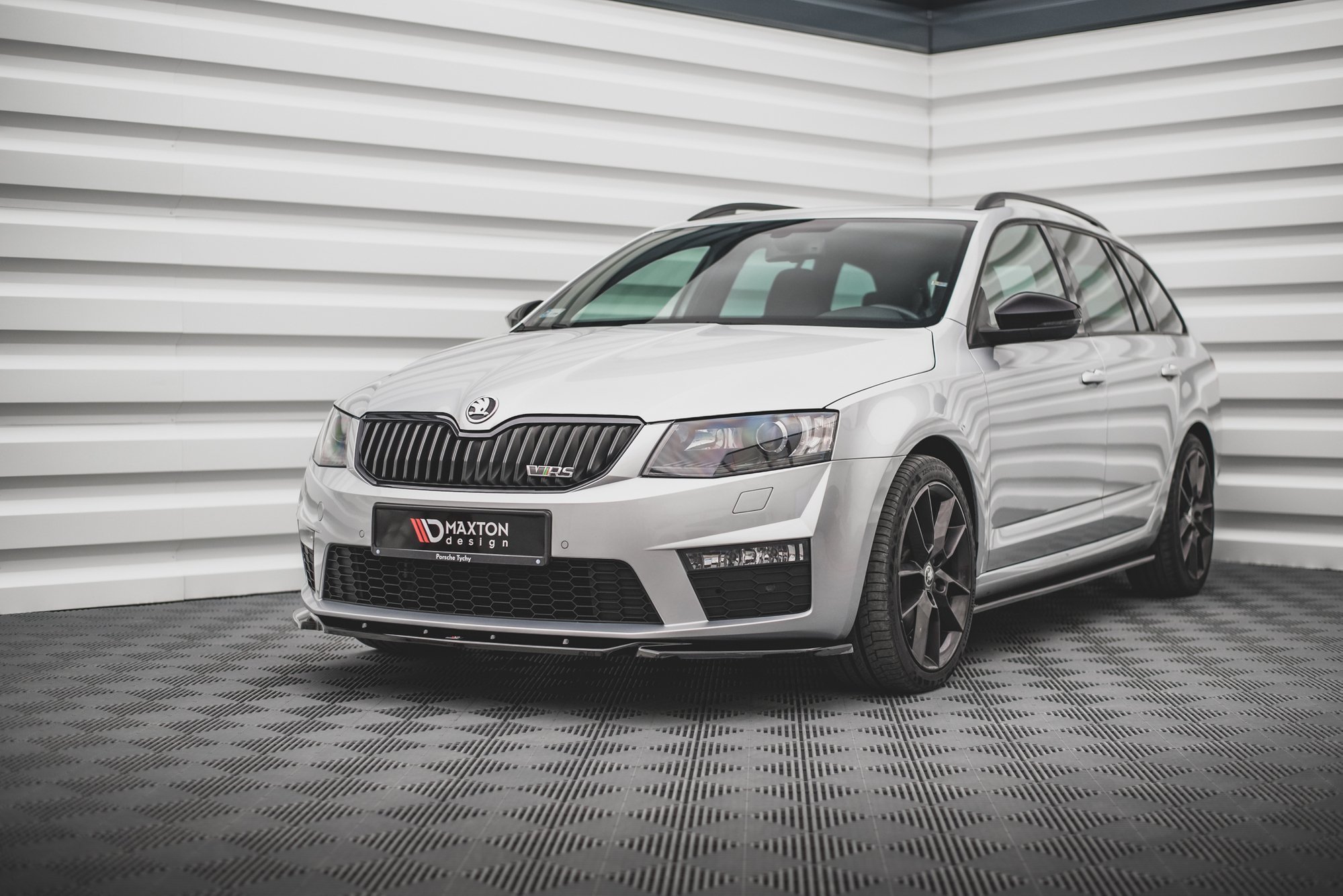 FRONTDIFFUSOR v.4 SKODA OCTAVIA III RS