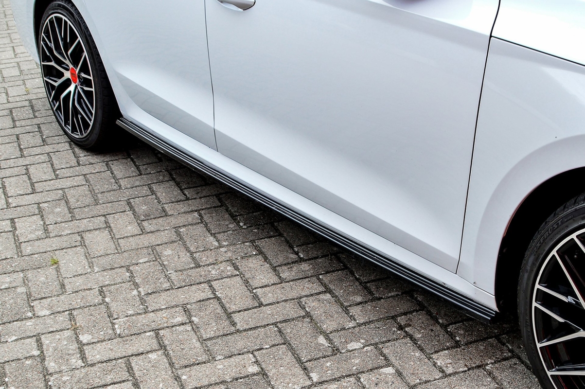 Cup Seitenschweller Octavia 4 RS