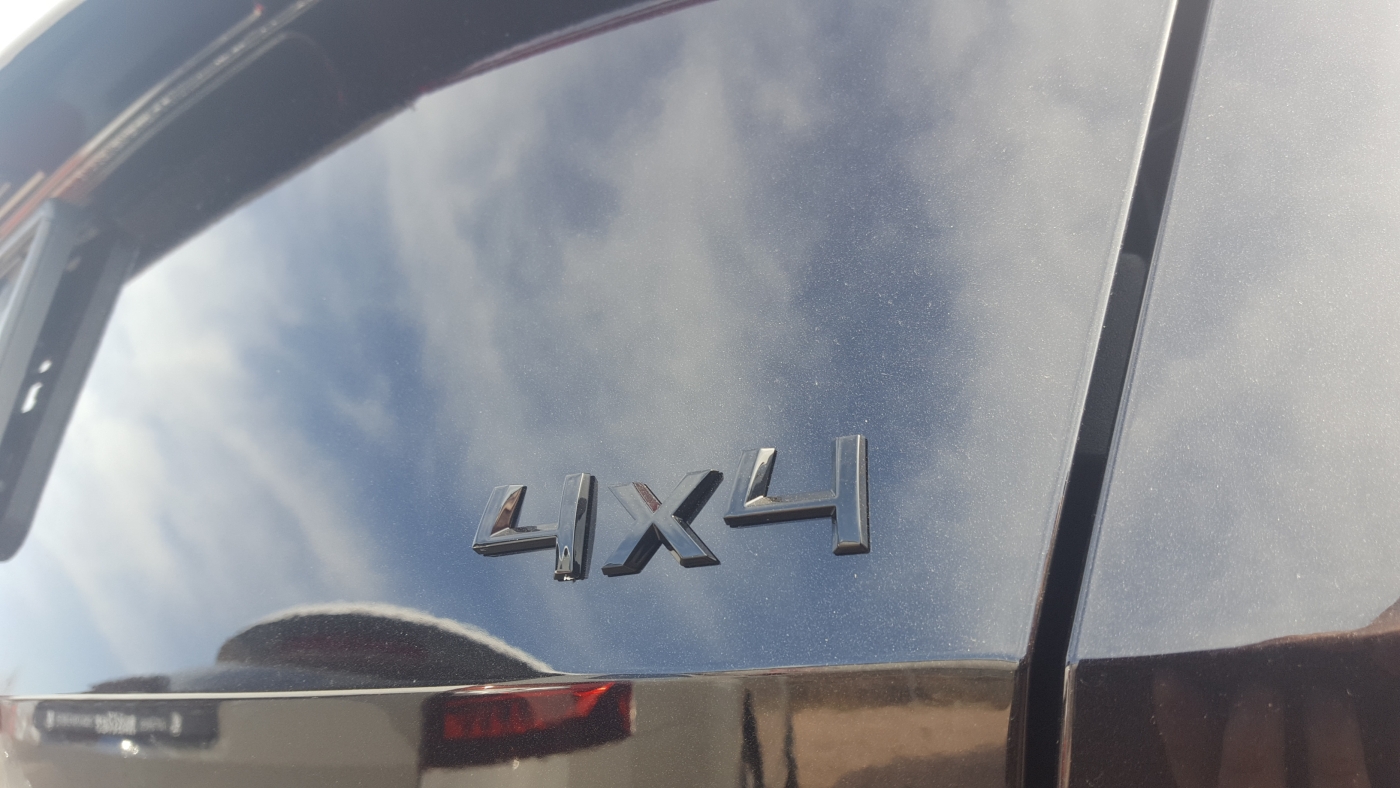4x4 Schriftzug schwarz