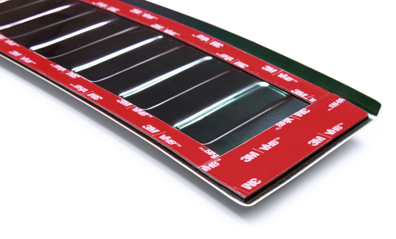 Edelstahl Ladekantenschutz beschichtet - Superb 4 Limousine