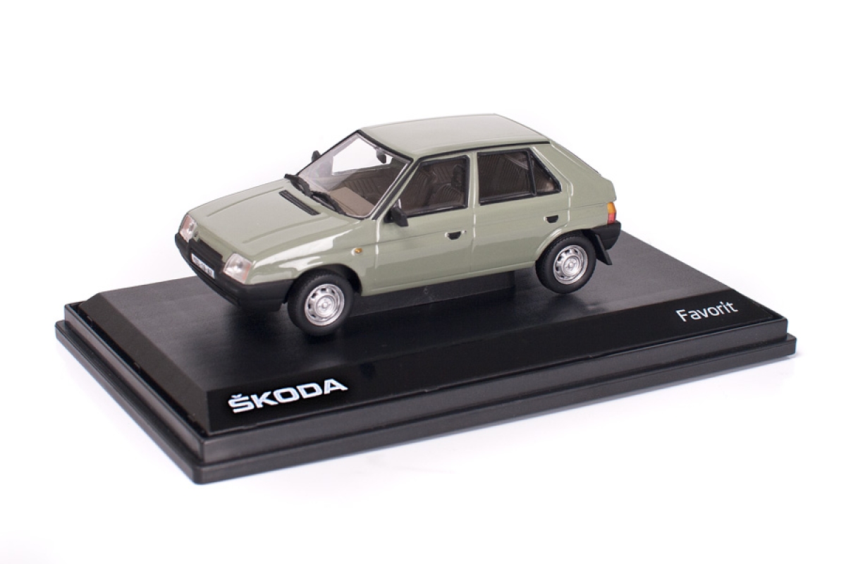 Modellauto Skoda Favorit (1987), 1:43