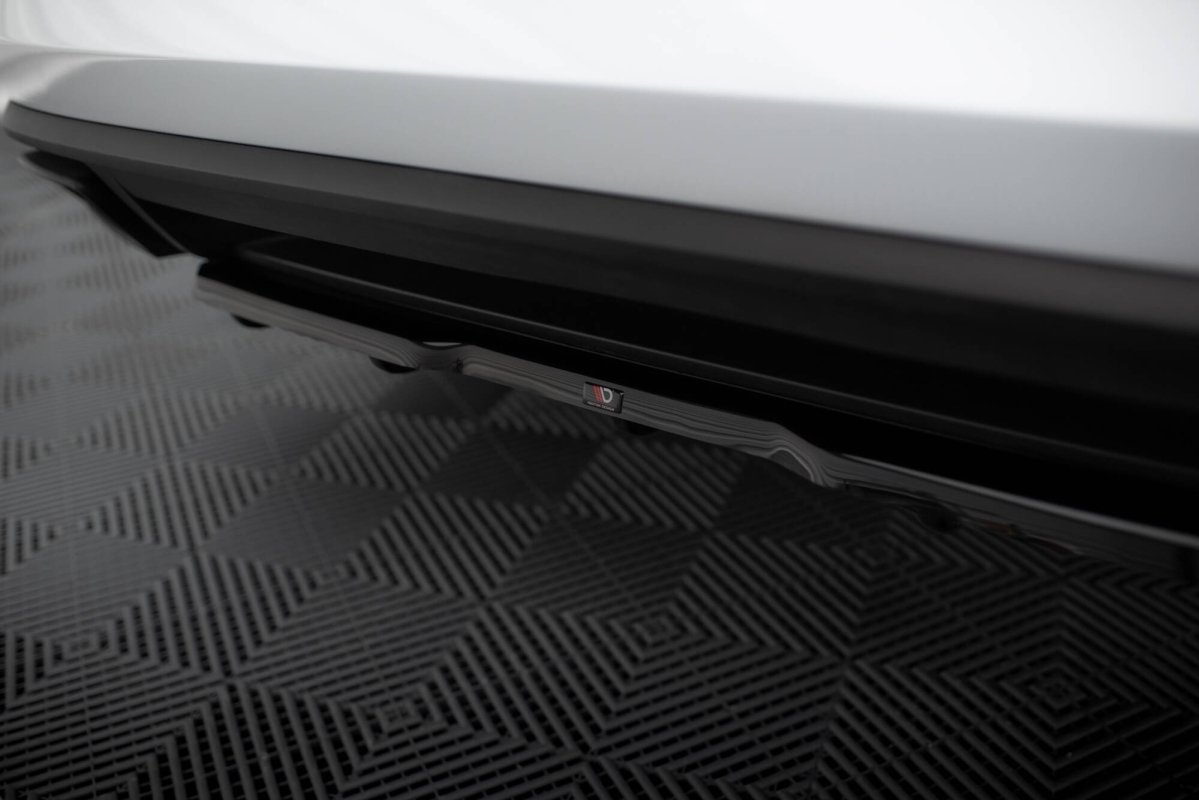 Zentraler Heckdiffusor (mit vertikalem Balken) Kodiaq RS