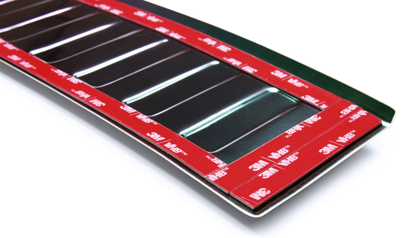 Edelstahl-Ladekantenschutz Anthrazit für Superb 3 Combi