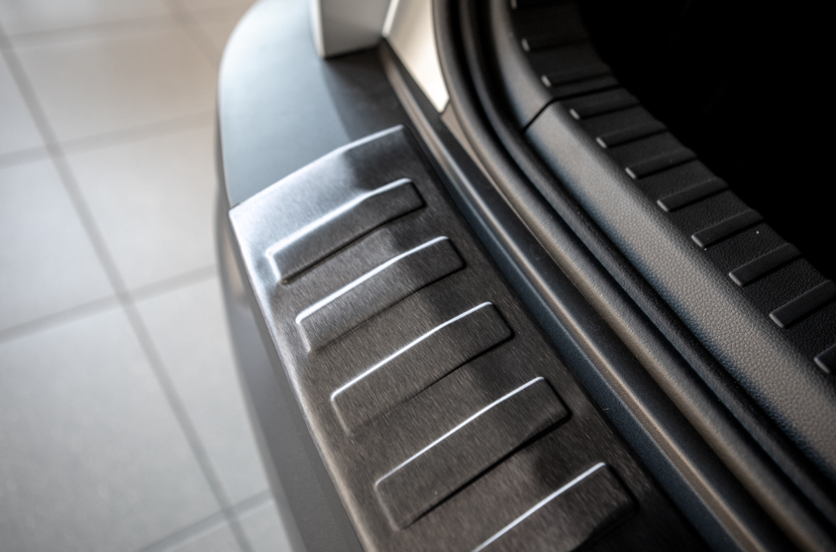 Ladekantenschutz Anthrazit für Skoda Karoq bis Bj. 2021